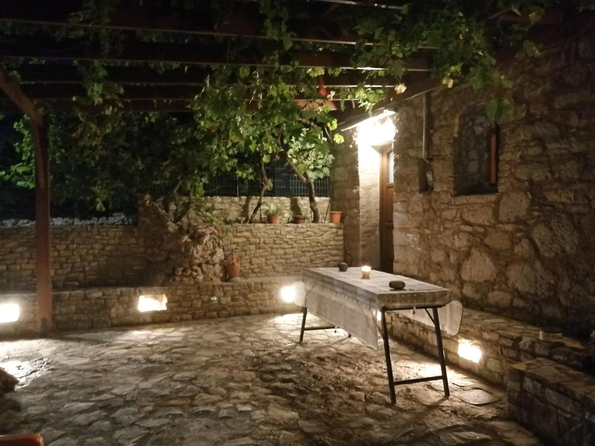 αναβατοσ εξοχικη κατοικια Anavatos